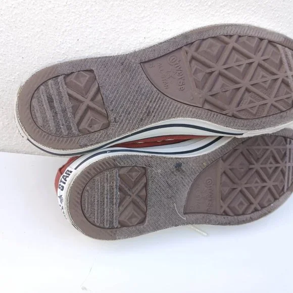 Converse Men's Size 8 Red Laced Shoes - Picture 8 of 10